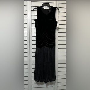 Madison Tara Elegant Black Velvet Evening Dress